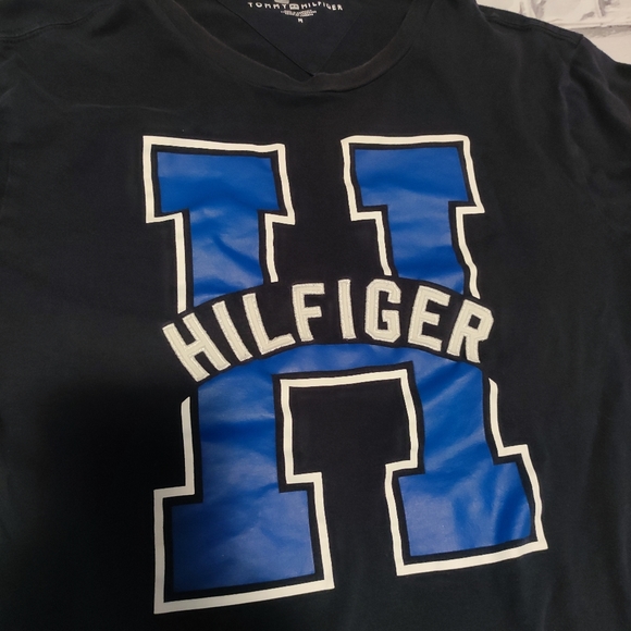 Giant H Tommy Hilfiger T shirt size medium Blue - Picture 2 of 2